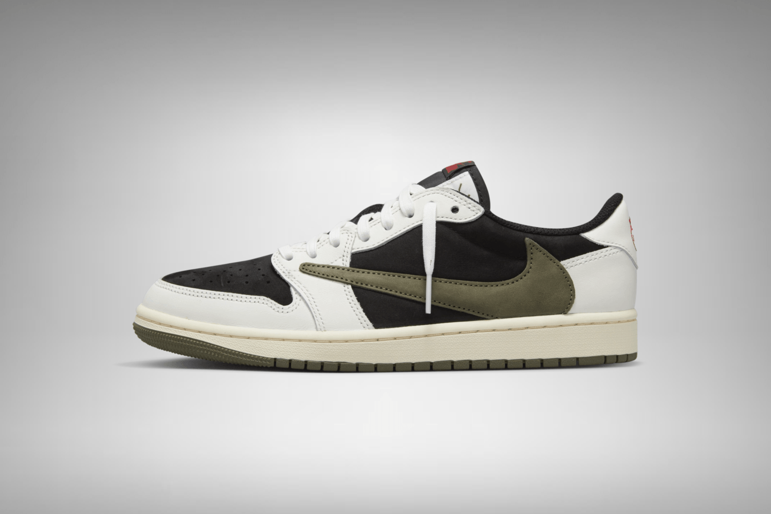 Officiële beelden Travis Scott x Air Jordan 1 Low 'Olive'