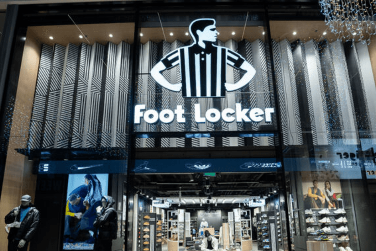 Dick’s Sporting Goods staat op het punt Foot Locker over te nemen