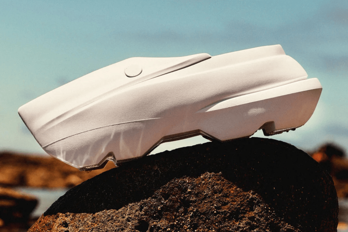 De Vans Future Clog x SR Studio tilt de zomerslide naar een nieuw niveau