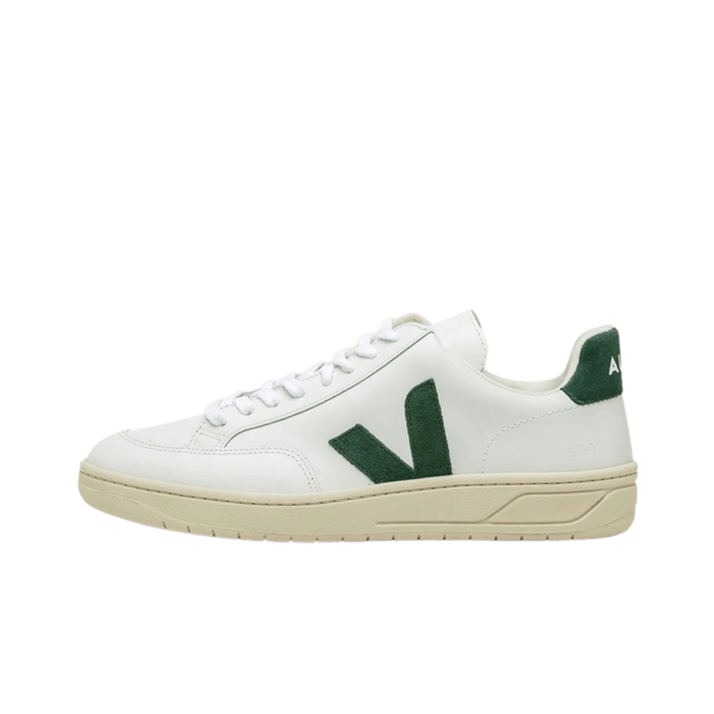 Veja V-12 Leather XD022336B