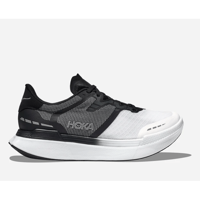 HOKA Transport X  1152450-BWHT