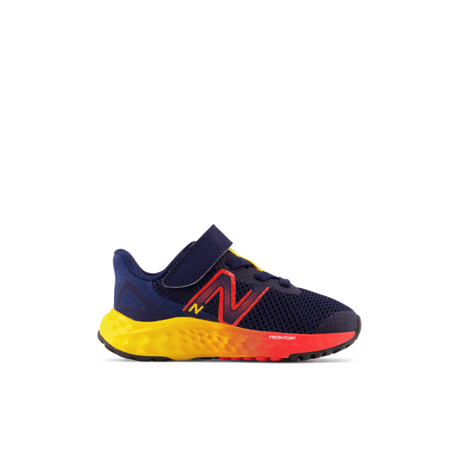New Balance Fresh Foam Arishi v4 Bungee Lace with Top Strap IAARIKB4