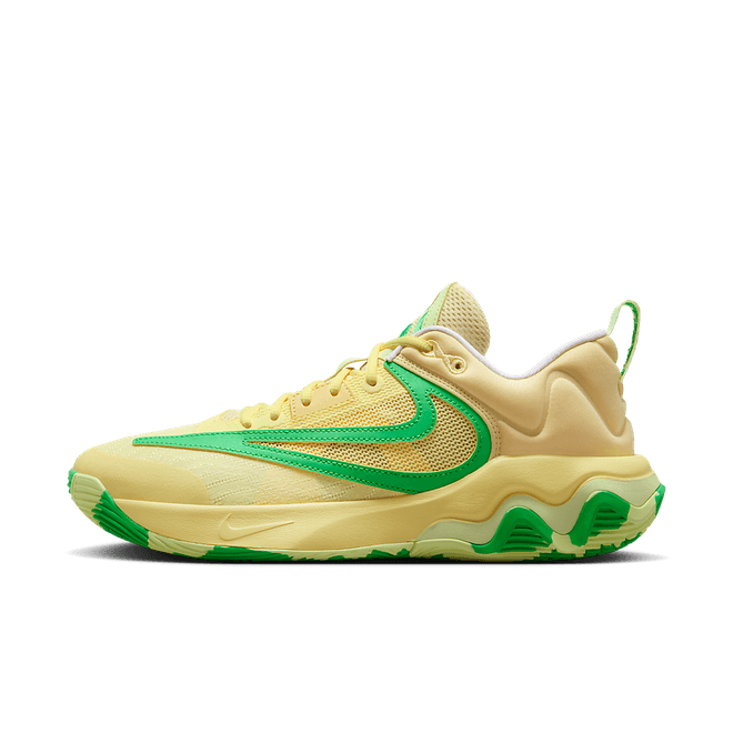 Giannis Immortality 3 Basketball DZ7533-700