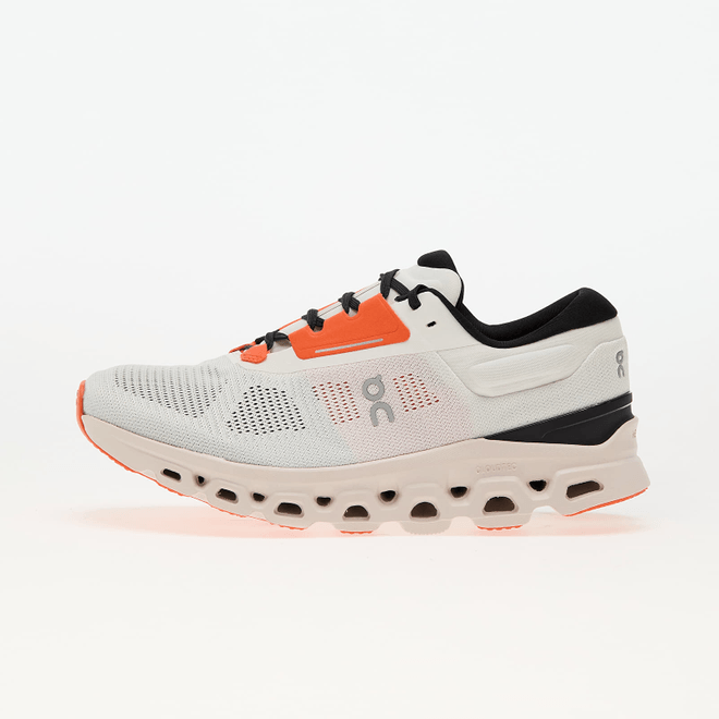 On Running Cloudstratus 3 3MD30110248