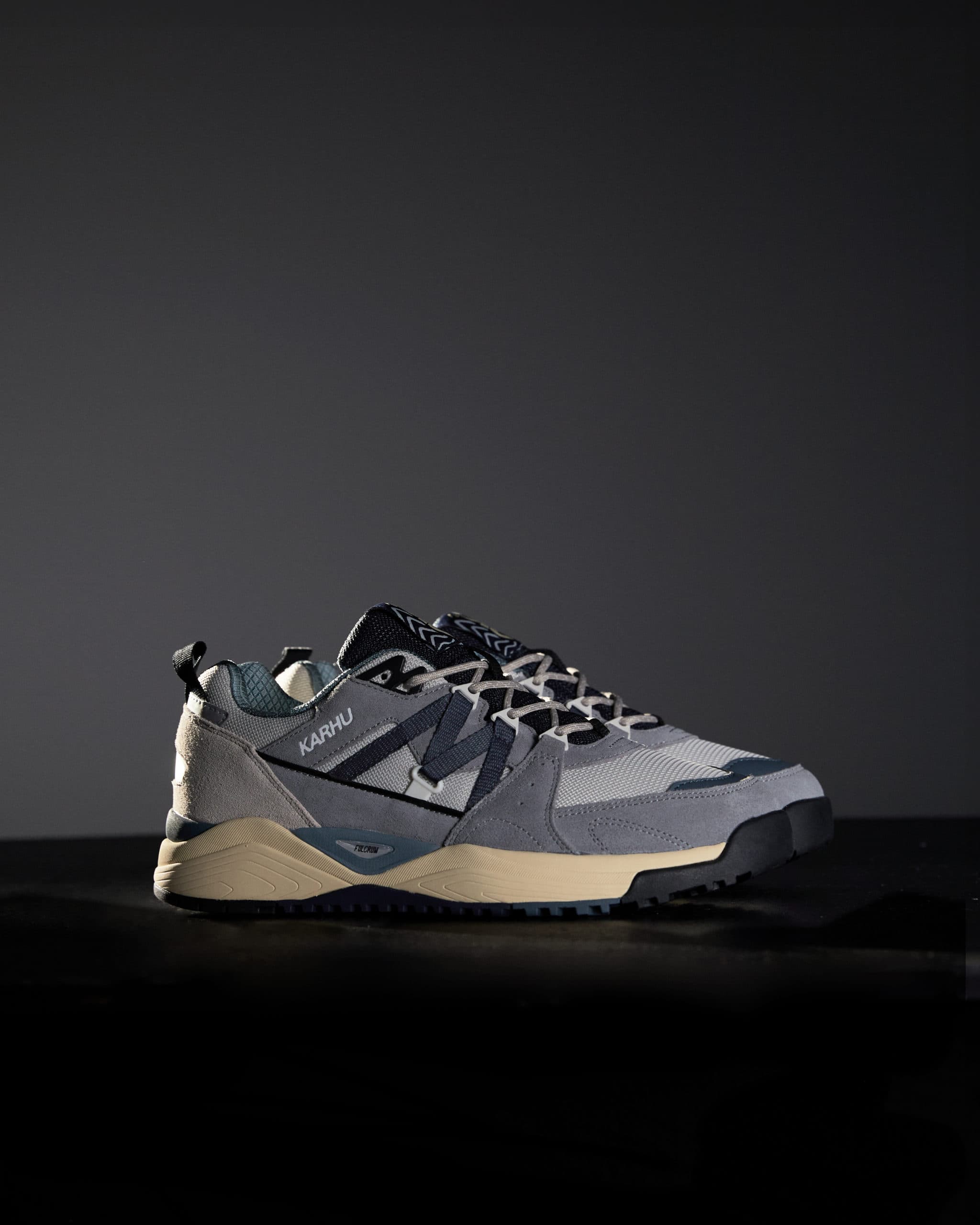 Karhu Fusion XC 'Ultimate Grey' Polar Night Pack