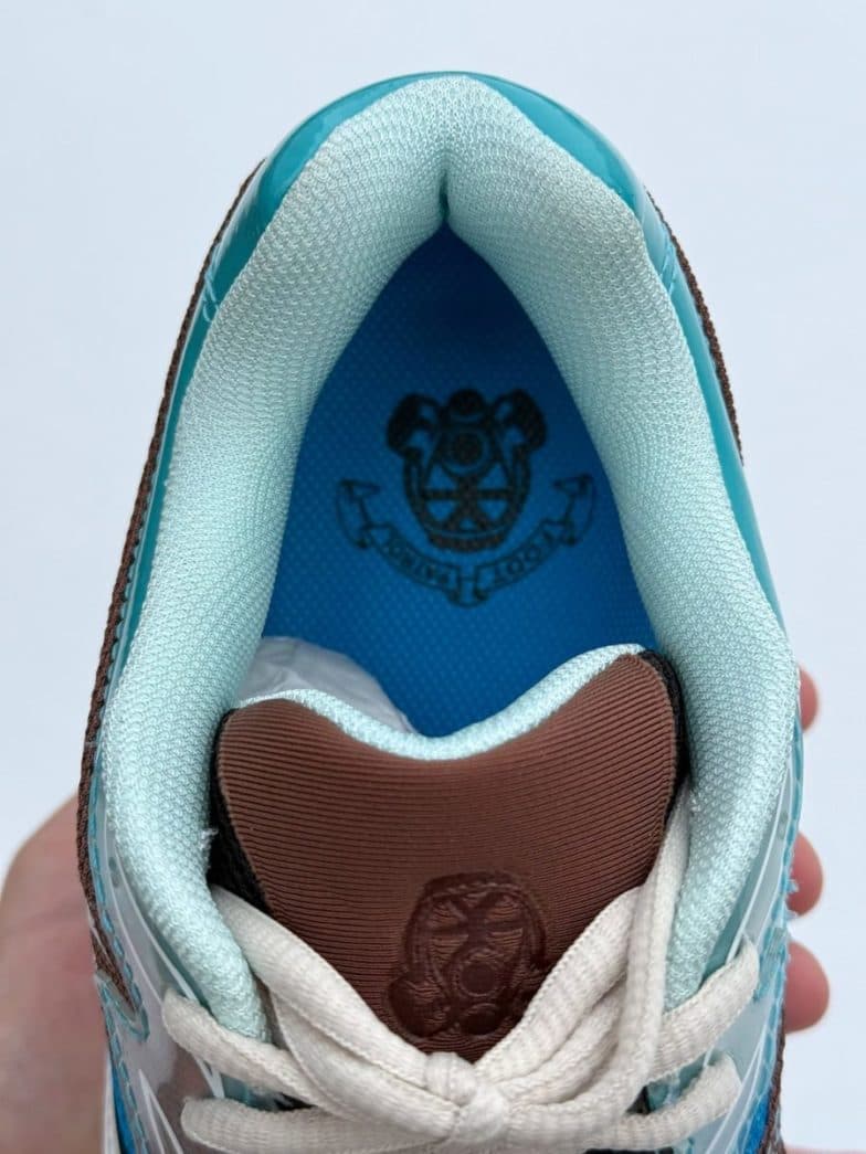 Footpatrol x Saucony ProGrid Omni 9