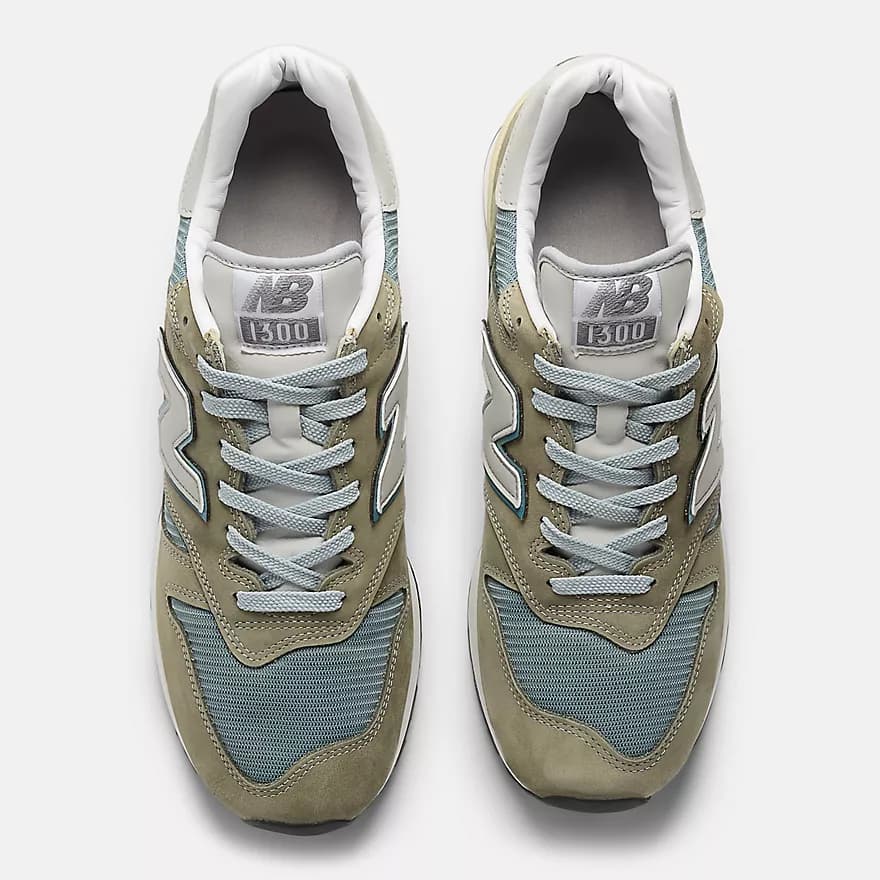 New Balance 1300