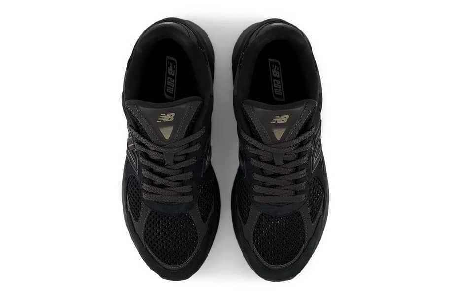 New Balance 2010 ‘Black’ sneaker