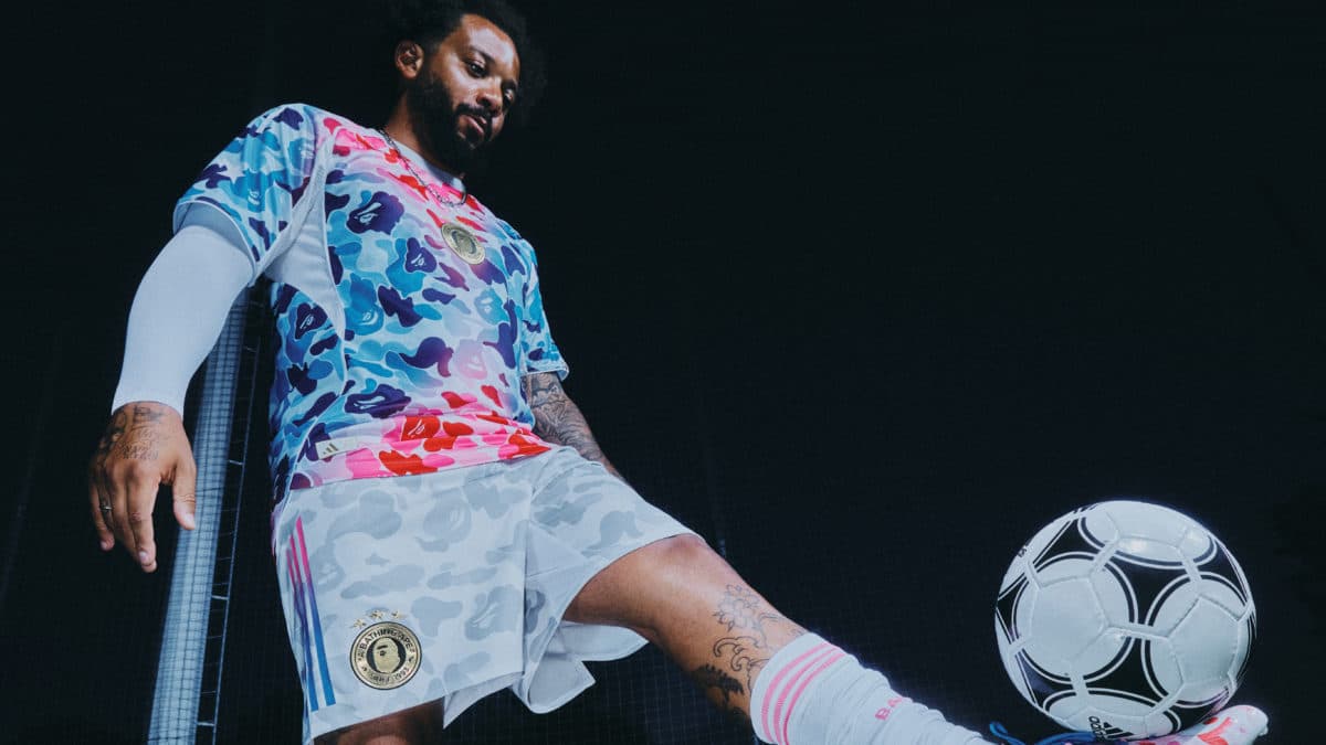 BAPE x adidas voetbalcollectie