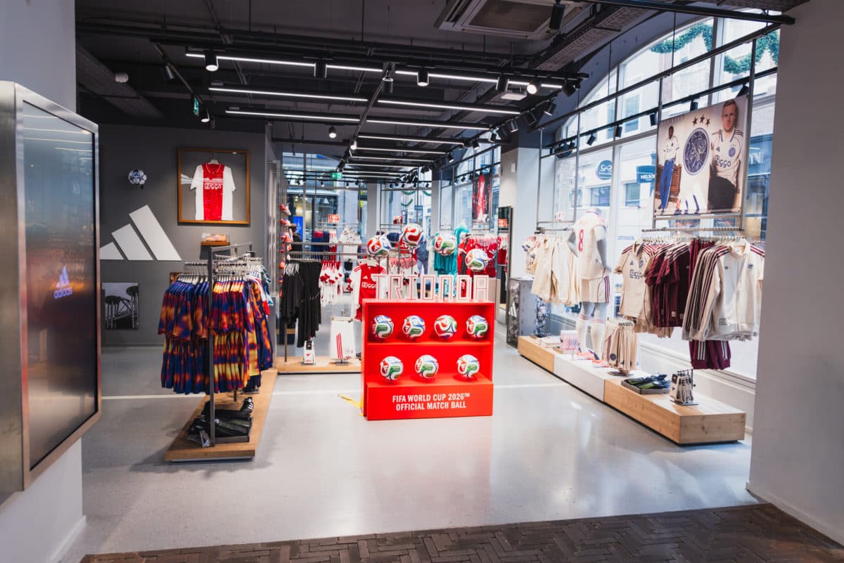 Sneakerjagers adidas Store Amsterdam