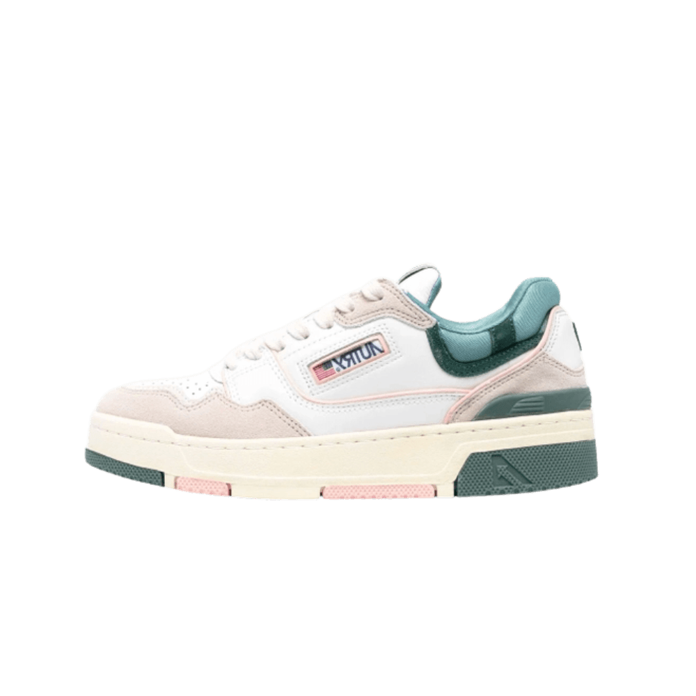 Autry Action panelled