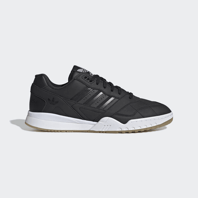 adidas A.R. Trainer