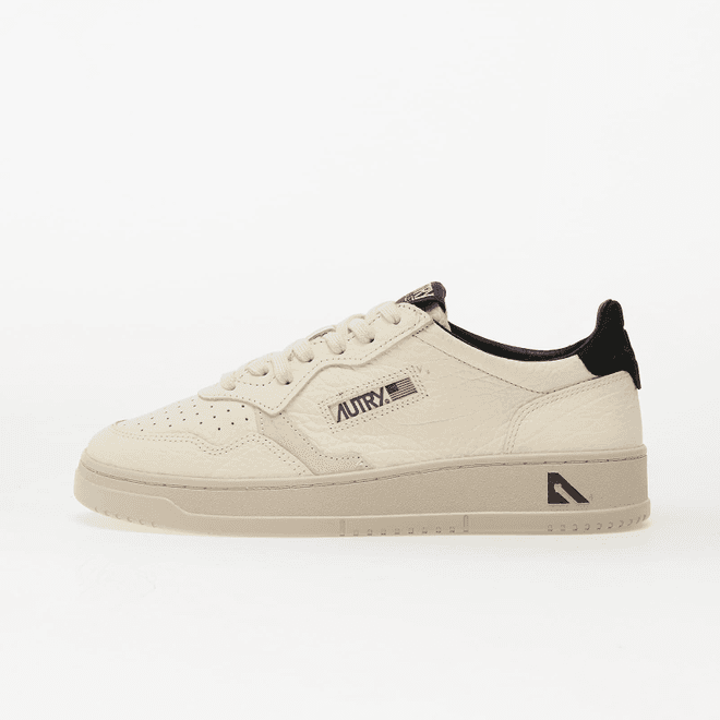 Autry Medalist Low Man Black