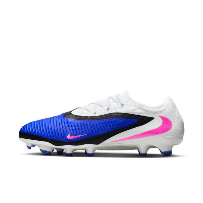 Nike Phantom 6 Low Pro voetbal